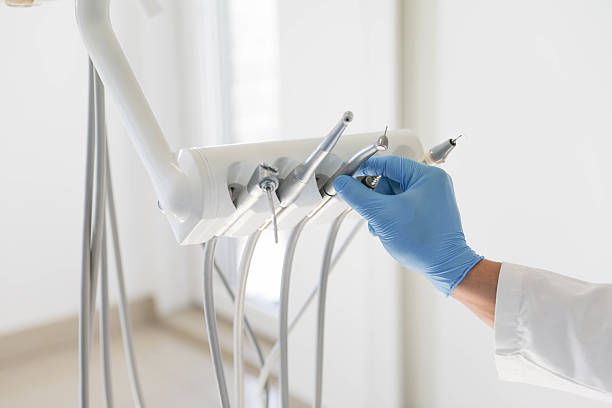 24/7 Emergency Dental Implants experts in Orosi, CA